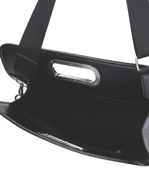 X-girl(エックスガール)の「X-girl x HIROSHI NAGAI RECORD BAG(ショルダーバッグ・レディース・ブラック・ONE SIZE)」の4枚目の写真