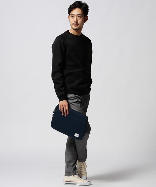BEAMS（ビームス）の「Herschel×BEAMS / 別注 ANCHORS （クラッチバッグ・メンズ・グレー/ブラック/ネイビー・ONE SIZE）」の18枚目の写真