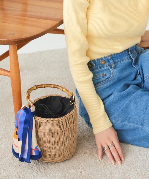 KOBE LETTUCE（コウベレタス）の「バンブーハンドルラタンバッグ（ハンドバッグ・レディース・ブラック/ベージュ・F）」の14枚目の写真