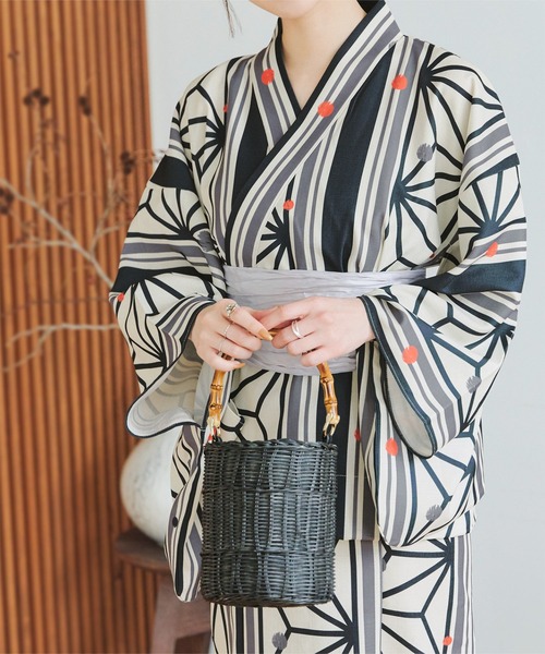 KOBE LETTUCE（コウベレタス）の「バンブーハンドルラタンバッグ（ハンドバッグ・レディース・ブラック/ベージュ・F）」の20枚目の写真