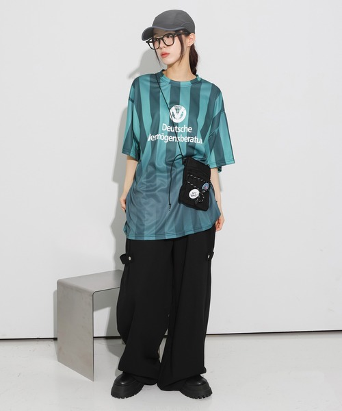 FOLLOWIN（フォロウィン）の「[UNISEX][カタチ綺麗！！]サイドスナップダブルアジャストバルーンワイドパンツ（カーゴパンツ・レディース・ホワイト/ブラック・FREE）」の9枚目の写真