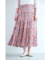 揺れ弾むワッシャープリーツの花畑ミディアムスカート