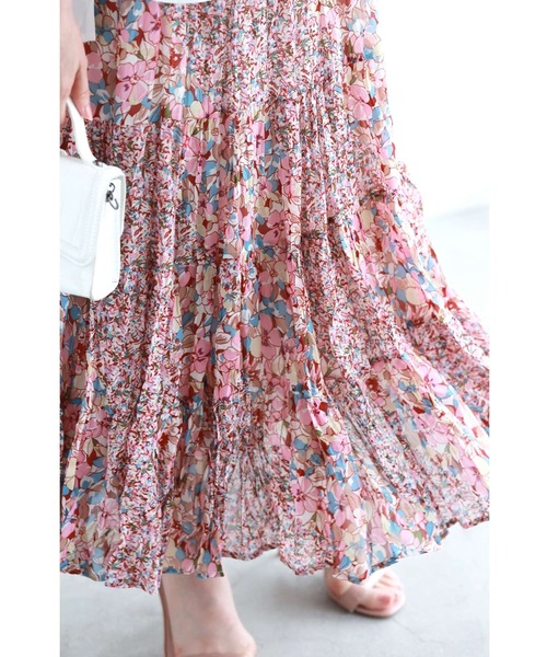 cawaii(カワイイ)の「揺れ弾むワッシャープリーツの花畑ミディアムスカート(スカート・レディース・ピンク・FREE)」の6枚目の写真