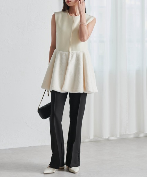 ánuans ペプラムジレブラック　新品未使用 anana anana アナナ Vネックギャザーペプラムベスト ジレ a69-000 送料