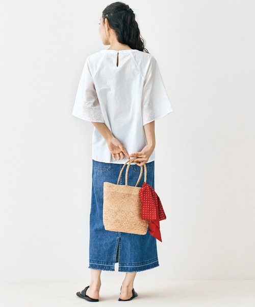 and myera（アンド マイラ）の「ａｎｄ　ｍｙｅｒａ　アンティークブラウス（シャツ/ブラウス・レディース・ホワイト・MEDIUM/LARGE/X-LARGE/SMALL）」の6枚目の写真