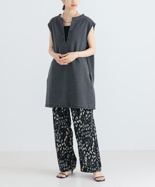 URBAN RESEARCH（アーバンリサーチ）の「ブラッシュプリントギャザーパンツ（その他パンツ・レディース・ブラック系その他/ホワイト系その他・FREE）」の11枚目の写真