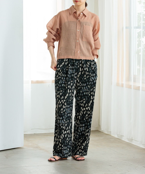 URBAN RESEARCH（アーバンリサーチ）の「ブラッシュプリントギャザーパンツ（その他パンツ・レディース・ブラック系その他/ホワイト系その他・FREE）」の12枚目の写真