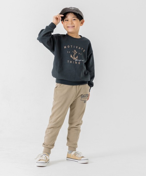 chil2(チルツー)の「ロゴ 裏毛スウェットパンツ(スウェットパンツ・キッズ・グレー/ブラック/ネイビー/ベージュ・110cm/90cm/150cm/140cm/120cm/100cm/130cm)」の5枚目の写真