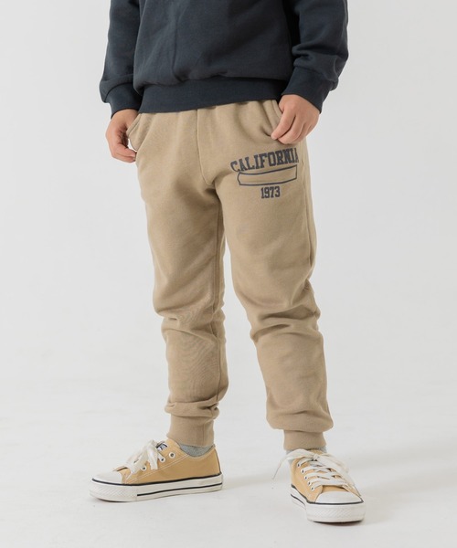 chil2(チルツー)の「ロゴ 裏毛スウェットパンツ(スウェットパンツ・キッズ・グレー/ブラック/ネイビー/ベージュ・110cm/90cm/150cm/140cm/120cm/100cm/130cm)」の6枚目の写真