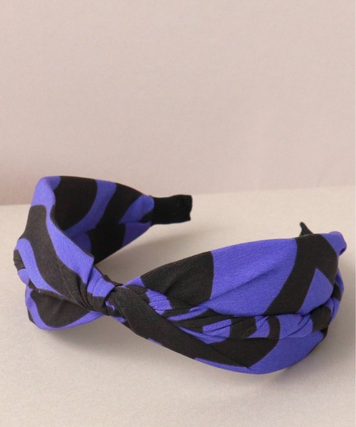 Three Four Time（ｽﾘｰﾌｫｰﾀｲﾑ）の「ニュアンスラインプリントカチューシャ（カチューシャ・レディース・カーキ/ブルー/ブラウン・FREE）」の7枚目の写真