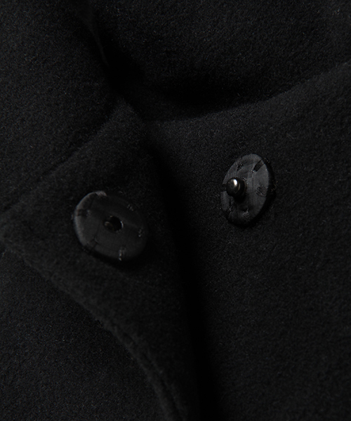 ikka(イッカ)の「ウールハーフフーテッドコート(ピーコート・レディース・グレー/オリーブ/ブラック/ベージュ・MEDIUM/LARGE)」の15枚目の写真