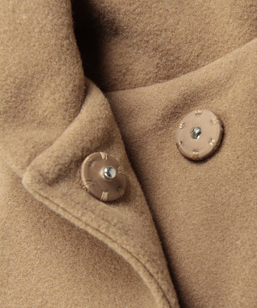 ikka(イッカ)の「ウールハーフフーテッドコート(ピーコート・レディース・グレー/オリーブ/ブラック/ベージュ・MEDIUM/LARGE)」の17枚目の写真