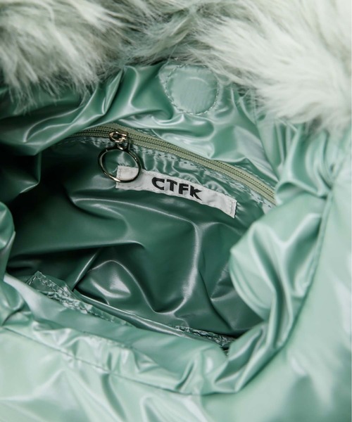 CONTROL FREAK（コントロールフリーク）の「CONTROL FREAK / CTFK（コントロールフリーク）フワフワハンドルバッグ（ハンドバッグ・レディース・ブラック/グリーン/シルバー・FREE）」の4枚目の写真