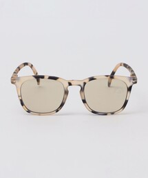 IZIPIZI: LIGHT COLOR E MODEL