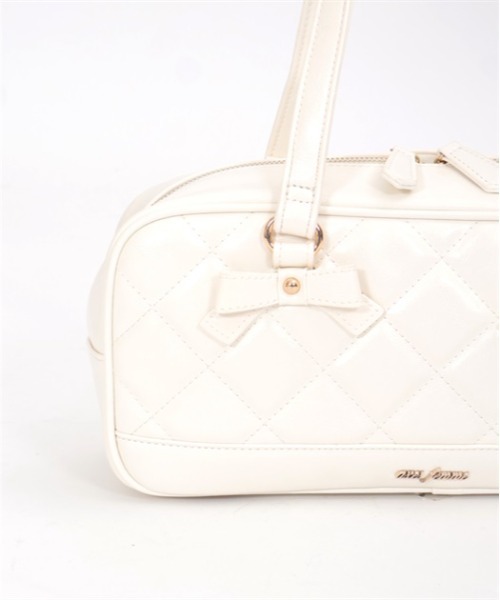 axes femme（アクシーズファム）の「ヨコ型キルトボストンバッグ（ボストンバッグ・レディース・ホワイト/ブラック・FREE）」の17枚目の写真