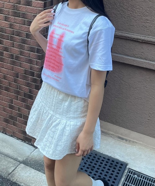 fiere(フィエール)の「ウサギレタリング半袖Tシャツ(Tシャツ/カットソー・レディース・ホワイト・LARGE/MEDIUM/SMALL)」の6枚目の写真