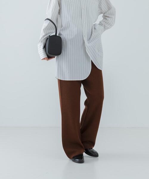 URBAN RESEARCH(アーバンリサーチ)の「ウールスームスニットパンツ(その他パンツ・レディース・ブラウン/グリーン系その他/ベージュ系その他・FREE)」の5枚目の写真