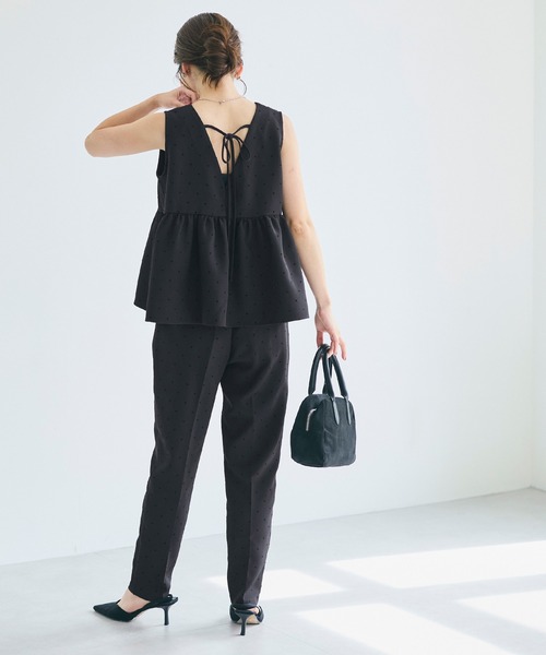 coca(coca)(コカ)の「フロッキードット ストレッチテーパードパンツ(スラックス・レディース・B/A/ブラック/グレー/ライトベージュ・S/M/L)」の8枚目の写真