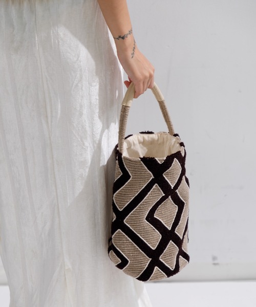 beej（ビージ）の「beej Busket bag-showa（ハンドバッグ・レディース・ブラウン/グレー・FREE）」の7枚目の写真