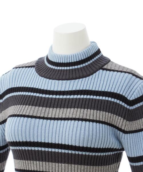 INGNI（イング）の「クロップドハイネックボーダーニット（ニット/セーター・レディース・ブラック/グレー/ブルー・M）」の7枚目の写真