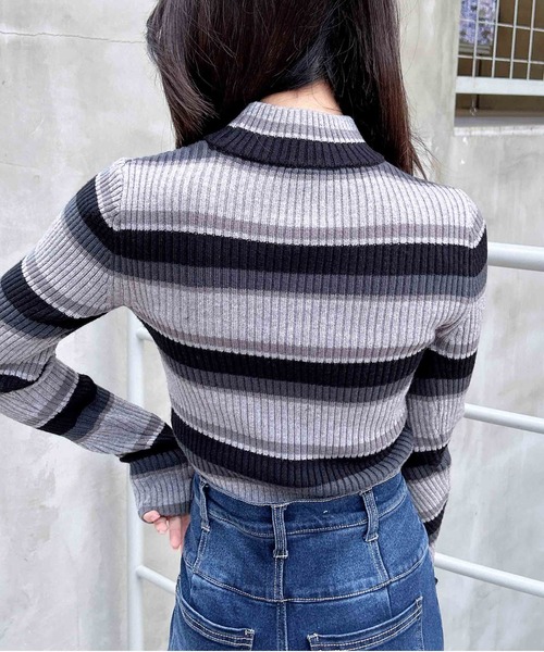 INGNI（イング）の「クロップドハイネックボーダーニット（ニット/セーター・レディース・ブラック/グレー/ブルー・M）」の18枚目の写真