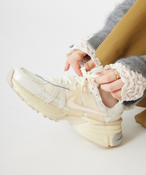 ナイキルナガト IENA（イエナ）の「NIKE/ナイキ V2K ラン HQ1512（スニーカー）」 - WEAR