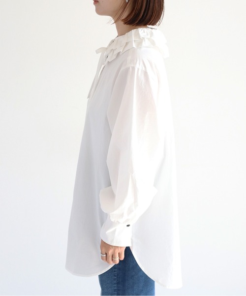 cepo（セポ）の「〈2way〉フリルネックブラウス アンサンブル（シャツ/ブラウス・レディース・ブラック/オフホワイト/ブルー・M）」の10枚目の写真