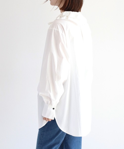 cepo（セポ）の「〈2way〉フリルネックブラウス アンサンブル（シャツ/ブラウス・レディース・ブラック/オフホワイト/ブルー・M）」の6枚目の写真