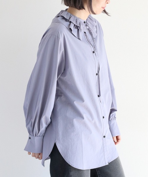 cepo（セポ）の「〈2way〉フリルネックブラウス アンサンブル（シャツ/ブラウス・レディース・ブラック/オフホワイト/ブルー・M）」の20枚目の写真