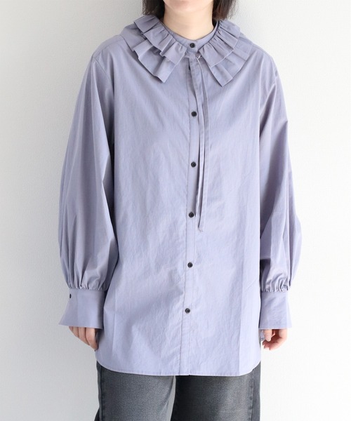 cepo（セポ）の「〈2way〉フリルネックブラウス アンサンブル（シャツ/ブラウス・レディース・ブラック/オフホワイト/ブルー・M）」の18枚目の写真