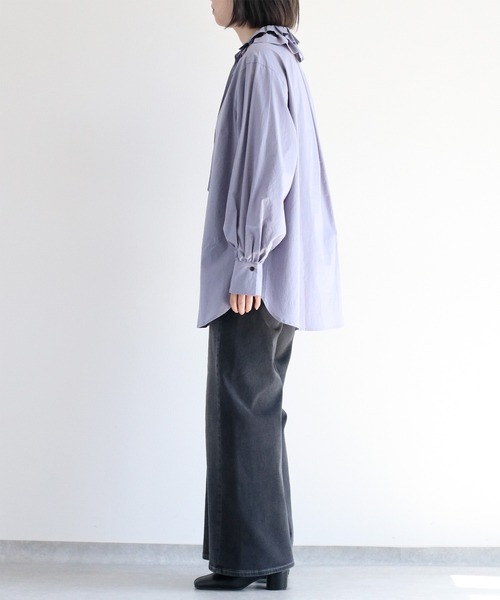 cepo（セポ）の「〈2way〉フリルネックブラウス アンサンブル（シャツ/ブラウス・レディース・ブラック/オフホワイト/ブルー・M）」の16枚目の写真