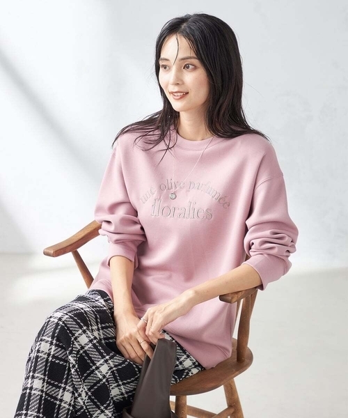 a.v.v(アーヴェヴェ)の「大人のロゴ刺繍ダンボールスウェット(スウェット・レディース・ライトピンク/グレー系その他/グレー/ミント・34/36/38/40/42)」の6枚目の写真
