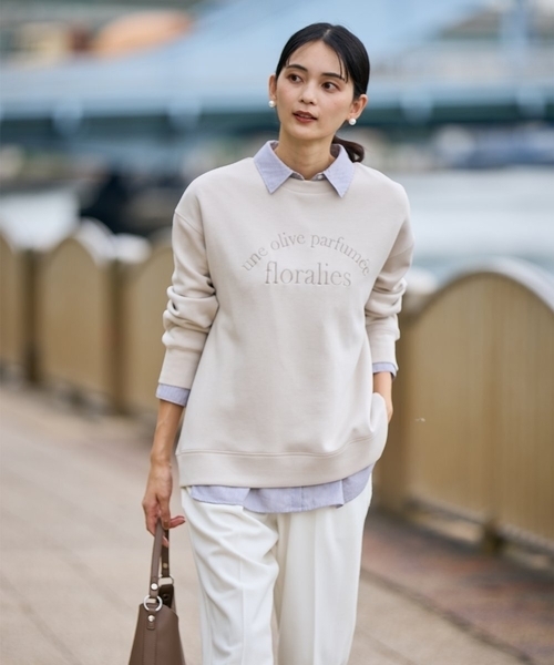 a.v.v(アーヴェヴェ)の「大人のロゴ刺繍ダンボールスウェット(スウェット・レディース・ライトピンク/グレー系その他/グレー/ミント・34/36/38/40/42)」の17枚目の写真