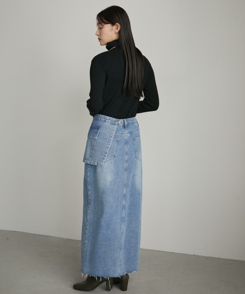 Aunt Marie's(アントマリーズ)の「アシメサロン付きスリットデニムロングスカート(デニムスカート・レディース・ブルー・FREE/S)」の11枚目の写真