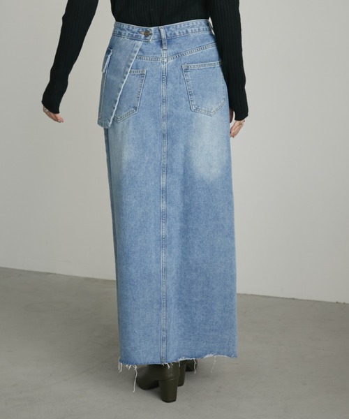 Aunt Marie's(アントマリーズ)の「アシメサロン付きスリットデニムロングスカート(デニムスカート・レディース・ブルー・FREE/S)」の5枚目の写真
