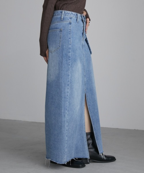 Aunt Marie's(アントマリーズ)の「アシメサロン付きスリットデニムロングスカート(デニムスカート・レディース・ブルー・FREE/S)」の21枚目の写真