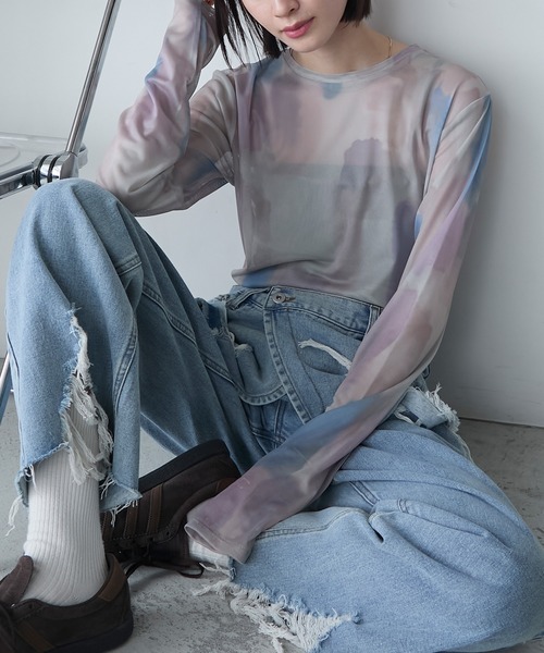 forksy.（フォルクシー）の「【forksy.】水彩アート総柄パワーメッシュプルオーバー（Tシャツ/カットソー・レディース・クリーム/チャコール/ベージュ/ピンク/グレー/ブルー/ブラウン・FREE）」の7枚目の写真