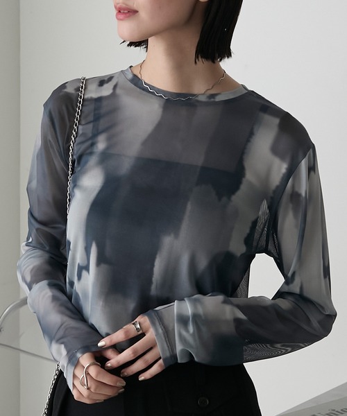 forksy.（フォルクシー）の「【forksy.】水彩アート総柄パワーメッシュプルオーバー（Tシャツ/カットソー・レディース・クリーム/チャコール/ベージュ/ピンク/グレー/ブルー/ブラウン・FREE）」の9枚目の写真