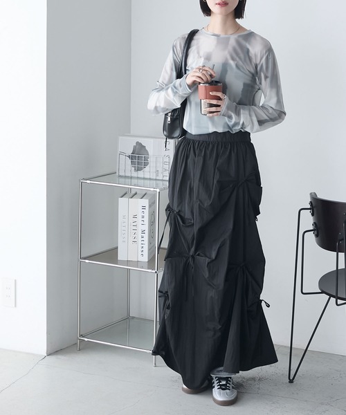 forksy.（フォルクシー）の「【forksy.】水彩アート総柄パワーメッシュプルオーバー（Tシャツ/カットソー・レディース・クリーム/チャコール/ベージュ/ピンク/グレー/ブルー/ブラウン・FREE）」の11枚目の写真