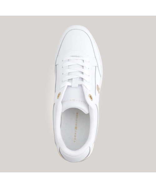 TOMMY HILFIGER（トミーヒルフィガー）の「フェミニンコートスニーカー（スニーカー・レディース・ホワイト・23.5cm/23cm/24cm）」の4枚目の写真