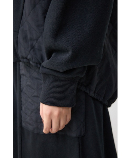 AZUL by moussy(アズールバイマウジー)の「キルティングデザインフーディー(Tシャツ/カットソー・レディース・アイボリー/ブラック/カーキ・SMALL/MEDIUM)」の10枚目の写真
