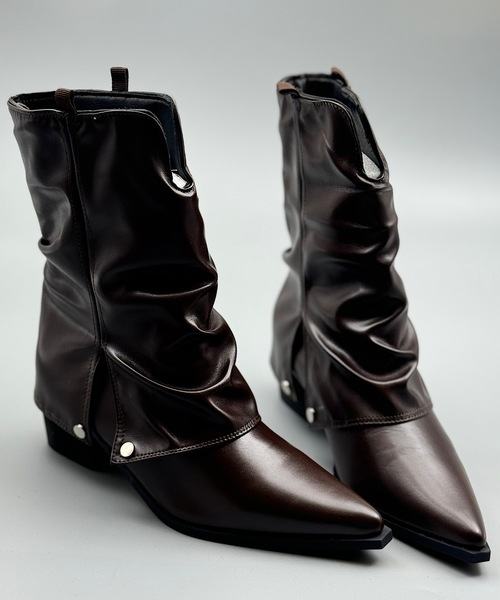 ANOTHER S（アナザーエス）の「ポインテッドトゥチューブブーツ（ブーツ・レディース・ブラック/ブラウン・37/38/39）」の2枚目の写真