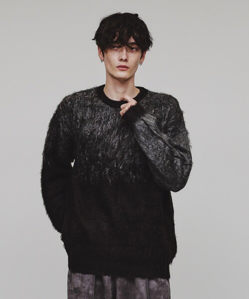 tk.TAKEO KIKUCHI（ティーケータケオキクチ）の「◆シャギーニットプルオーバー（ニット/セーター・メンズ・ブラック/ダークグリーン/オフホワイト/ブラック系/ダークグリーン系/ワイン系1・01/02/03）」の2枚目の写真