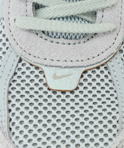 NIKE/ナイキ V2K ラン FN6703