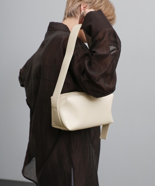 新品タグ付き✨メイドインマダ ワンショルダーバッグ マダガスカル製 ワンショルダースクエアバッグ（ショルダーバッグ）｜select MOCA