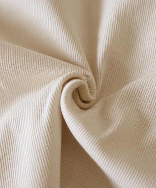 select MOCA（セレクトモカ）の「カップ付きホルターネックタンク（タンクトップ・レディース・アイボリー/グレイッシュベージュ/ブラック・FREE）」の6枚目の写真