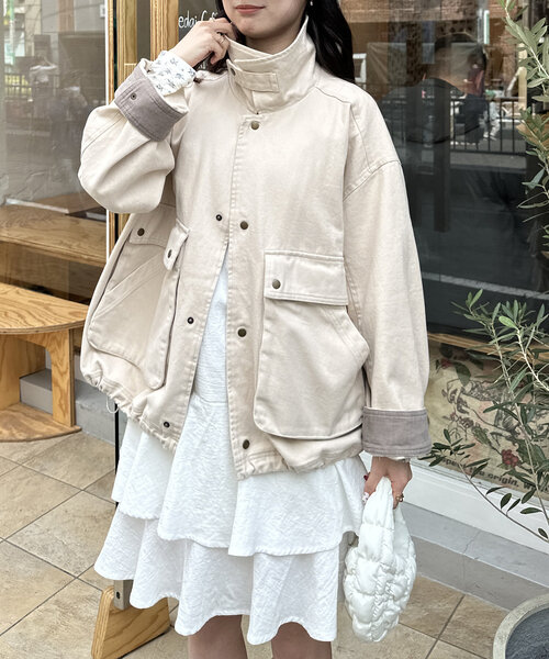 w closet（ダブルクローゼット）の「【3色展開】BIGポケットカバーオール（ブルゾン・レディース・ベージュ/ピンク/サックスブルー・FREE）」の6枚目の写真