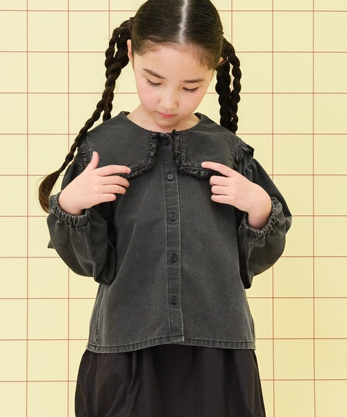 LEPSIM(レプシィム)の「【KIDS】フリル襟デニムブラウス 283660(シャツ/ブラウス・キッズ・ブルー/ブラック・120/140)」の12枚目の写真