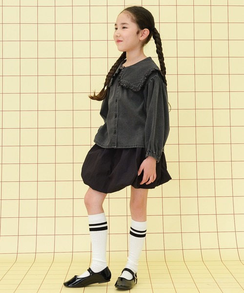 LEPSIM(レプシィム)の「【KIDS】フリル襟デニムブラウス 283660(シャツ/ブラウス・キッズ・ブルー/ブラック・120/140)」の17枚目の写真