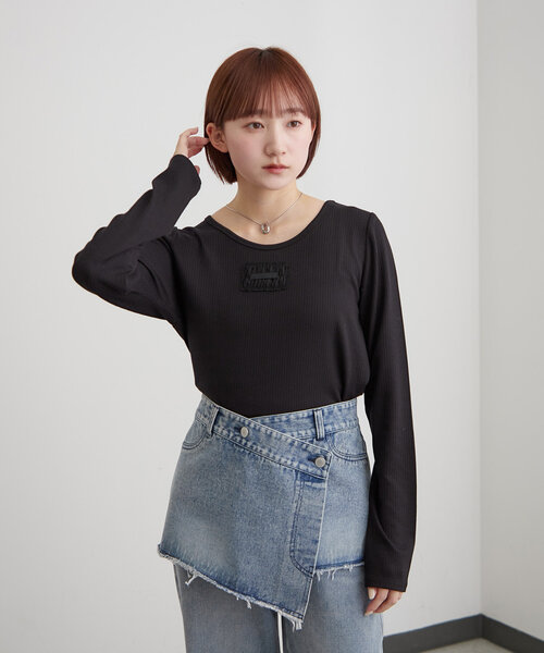 mline（エムライン）の「[mline]ロゴポイントリブＴ（Tシャツ/カットソー・レディース・ピンク/ベージュ/アイボリー/ブラック/グレー・FREE）」の3枚目の写真